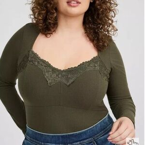 Super Soft Ribbed Sweetheart Top